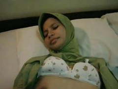 Korean Nudes presents: Indonesian-jilbab entot di hotel