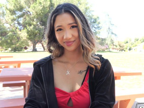 Korean Nudes presents: Giving it all to kimora quinn