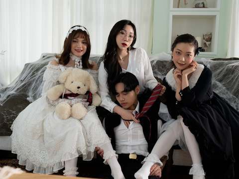 Korean Nudes presents: Model tv - the witch asks for cum-double demon fight for food